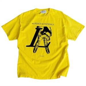 NEW LIFTED ANCHORS men's louis tee in gold